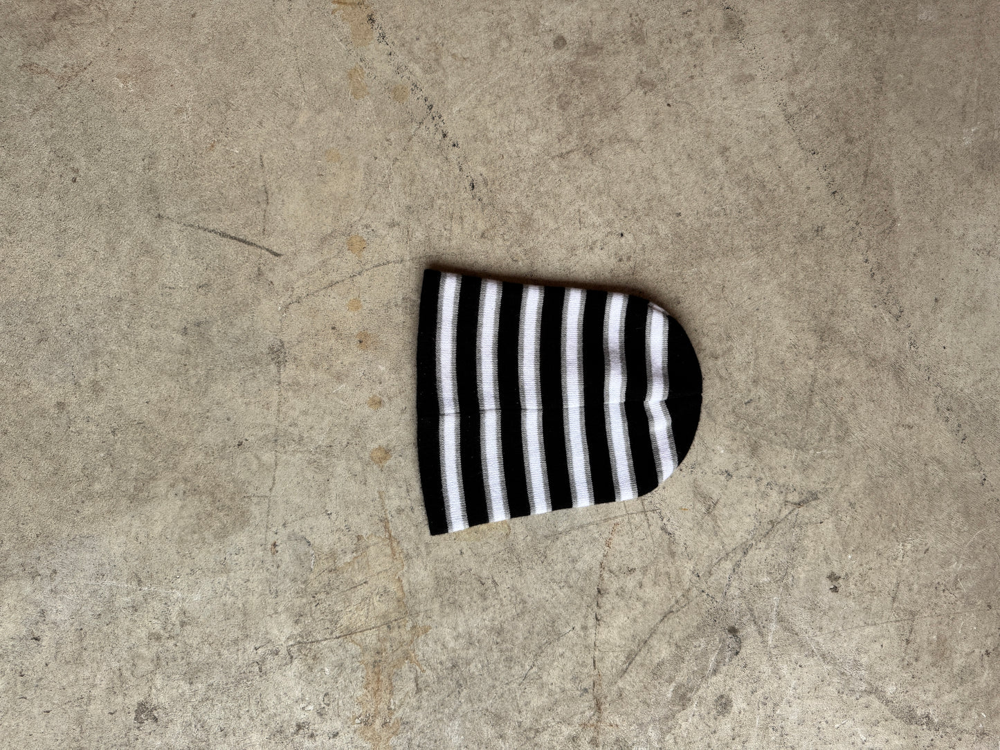 *BIG STAGE STRIPED Beanies*